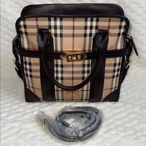 Burberry Haymarket Medium Portrait Minford Tote-Authentic-EUC